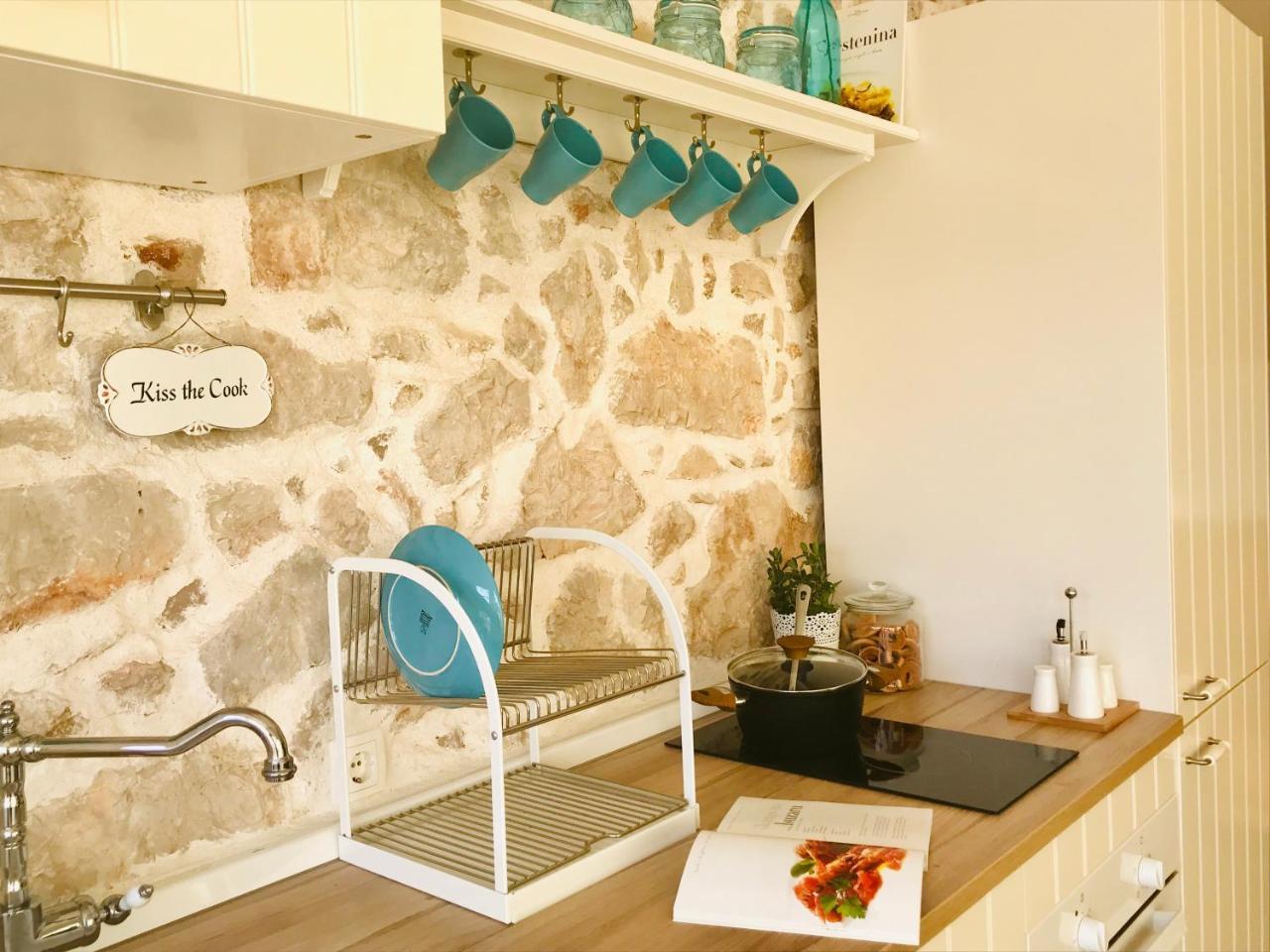 Apartman Bervida Murter Exterior photo